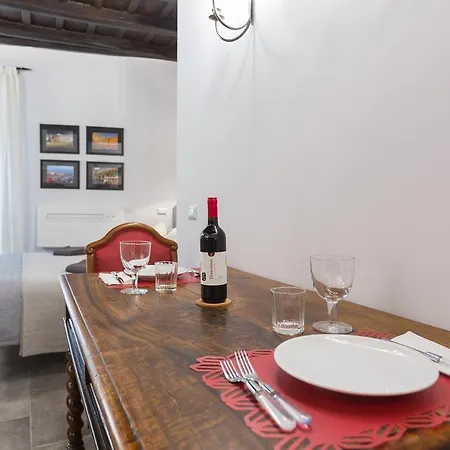 Roman Forum Appartement *