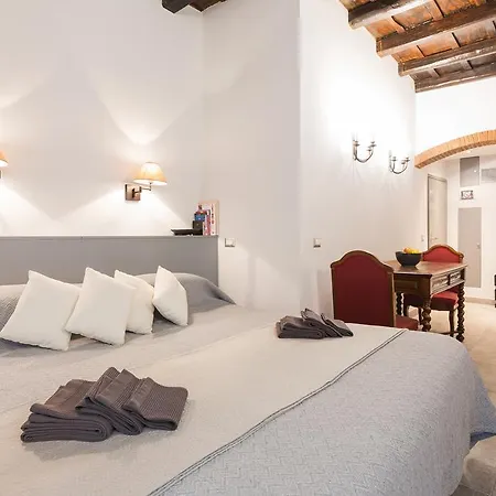 Forum Apartment Rom
